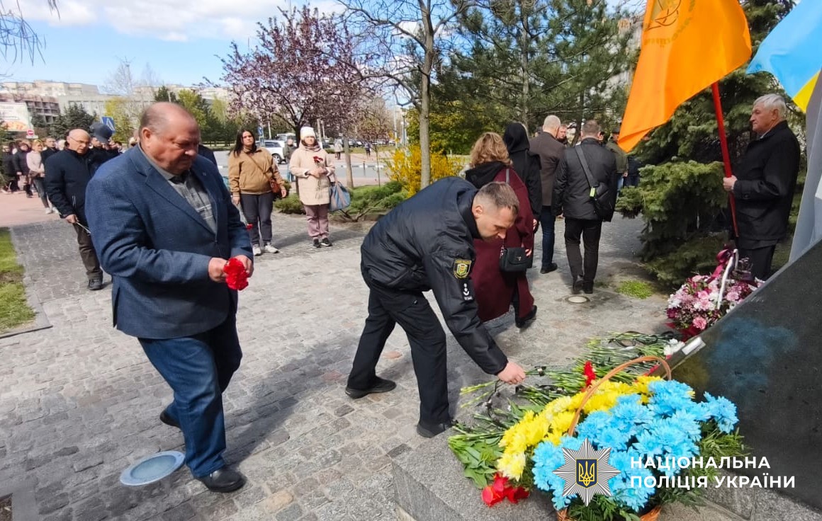 Учасники вшанування ліквідаторів ЧАЕС