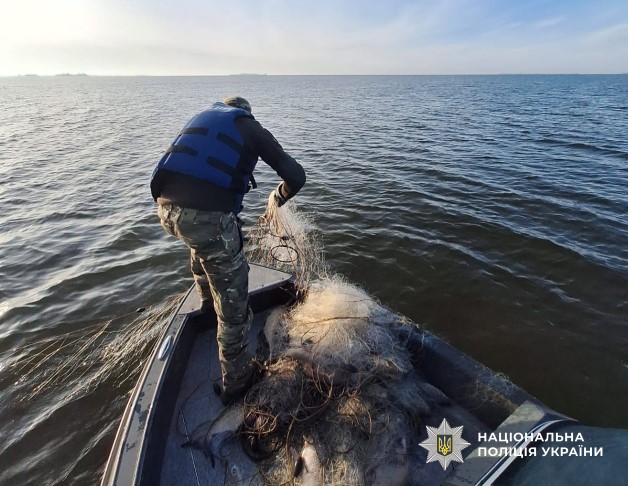 Рейди поліції на воді