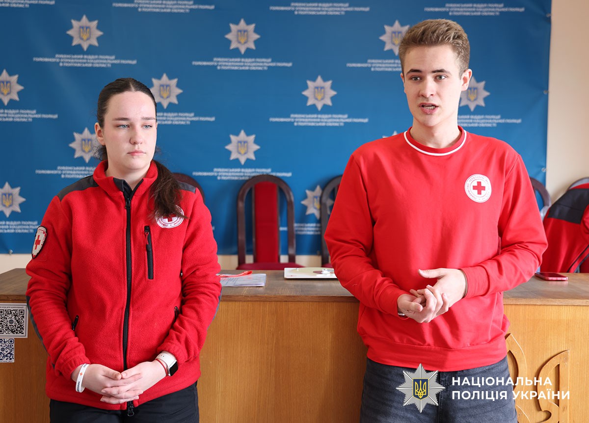 Поліцейські навчаються домедичній допомозі