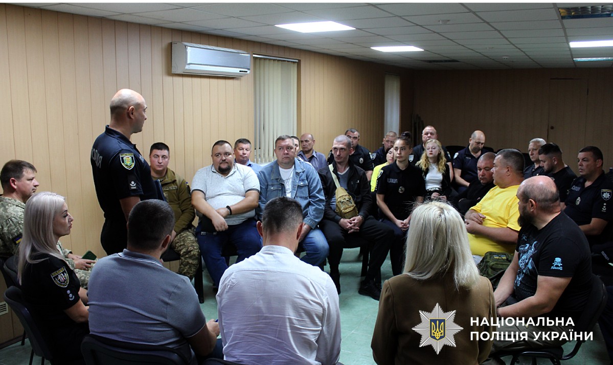 Учасники обговорюють питання щодо працевлаштування ветеранів і ветеранок російсько-української війни