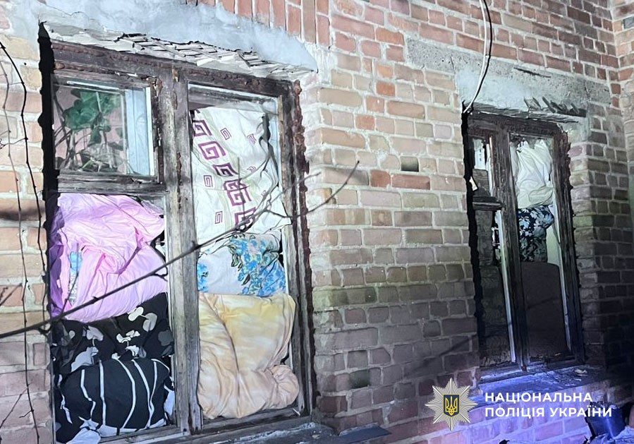 Вибиті вікна в будинку громадян