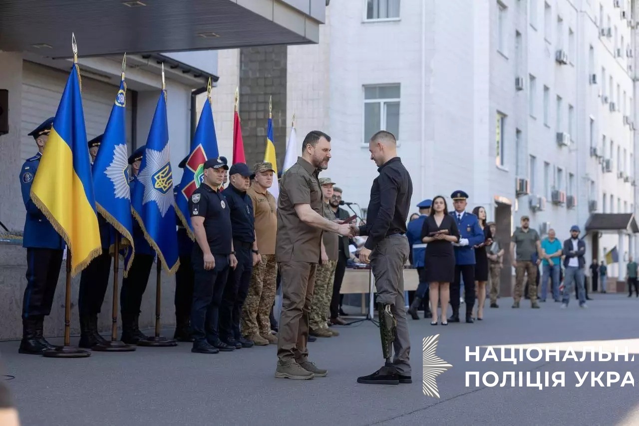 ігор клименко до дня конституції нагородив гвардійців, прикордонників, поліцейських, рятувальників та працівників мвс ігор клименко до дня конституції нагородив гвардійців, прикордонників, поліцейських, рятувальників та працівників мвс