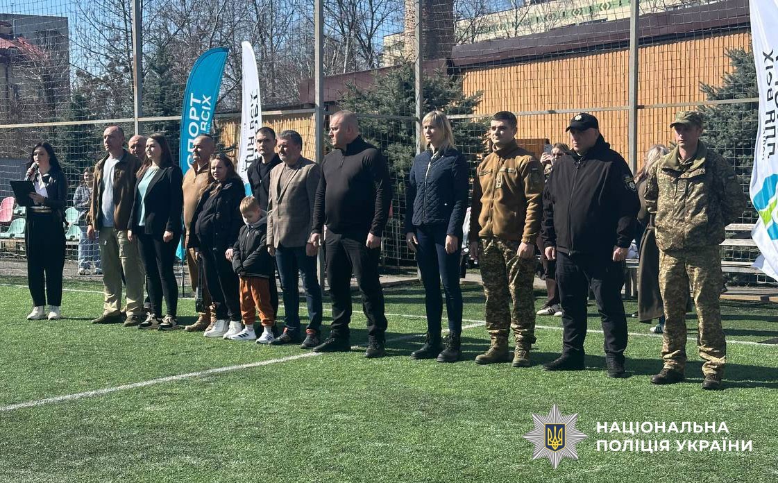 Учасники змагань з міні-футболу