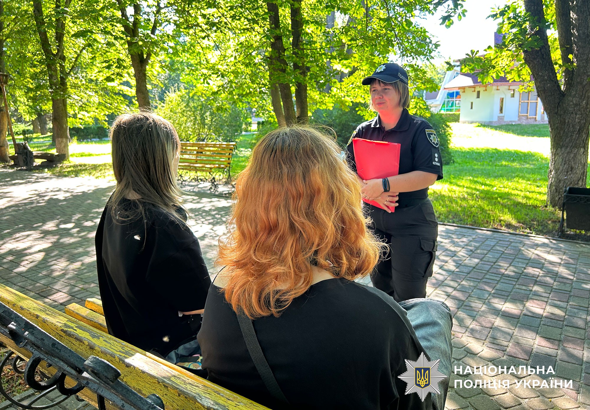 поліцейські Полтавщини проводять профілактичні рейди у місцях, де діти найчастіше проводять літні канікули