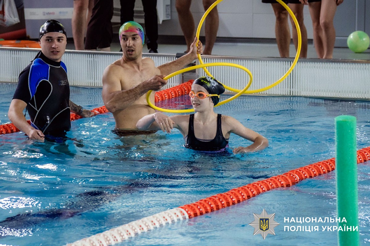 «Старти надії»: у Полтаві відбувся спортивно-оздоровчий захід з плавання для родин захисників та правоохоронців