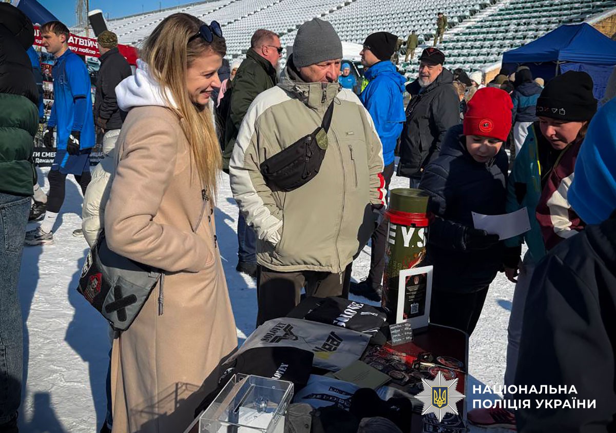 Помічник начальника поліції Полтавщини з питань ветеранської політики Вячеслав Ясько разом з ветеранами та поліцейськими вшанував пам'ять Героя України Юліана Матвійчука