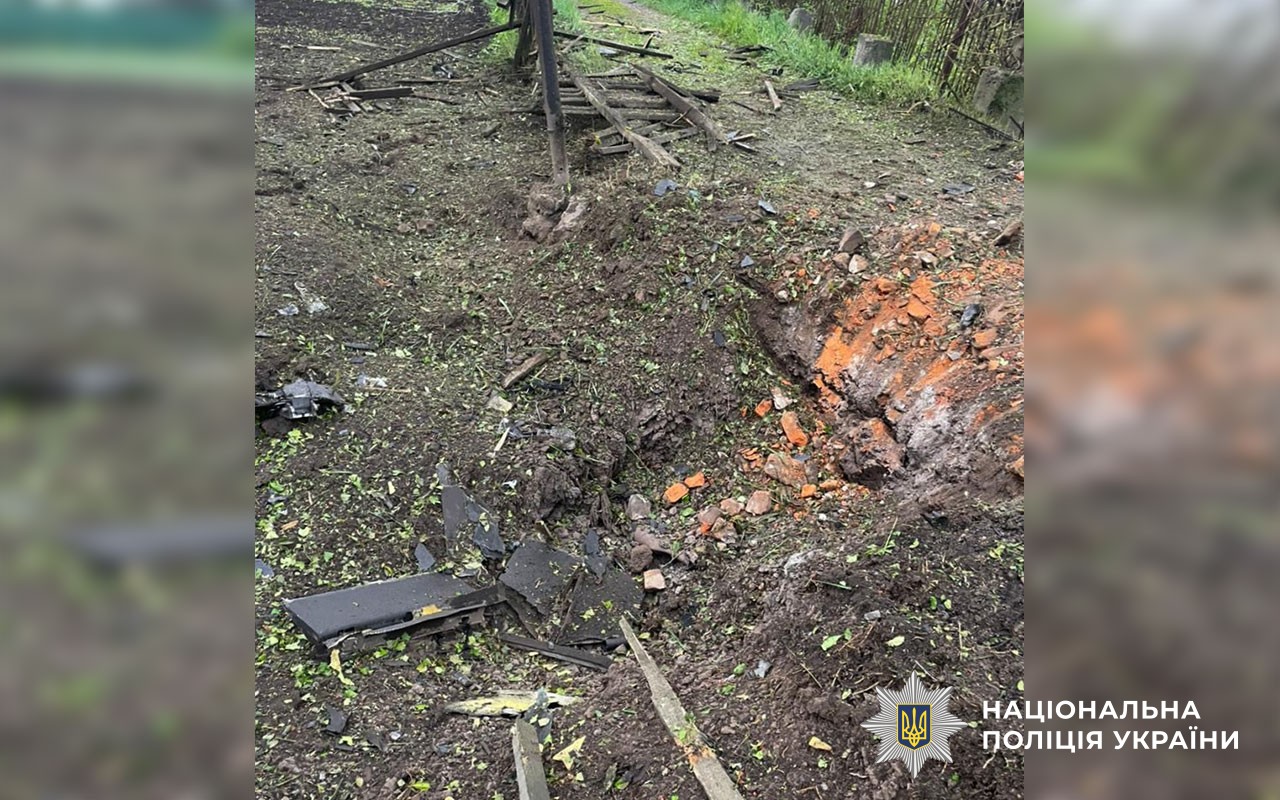 Поліцейські працюють на місці події