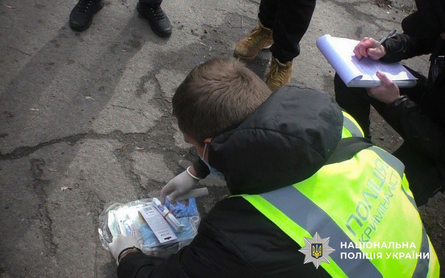 Поліція затримала чоловіка, причетного до збуту наркотиків у Миргородському районі