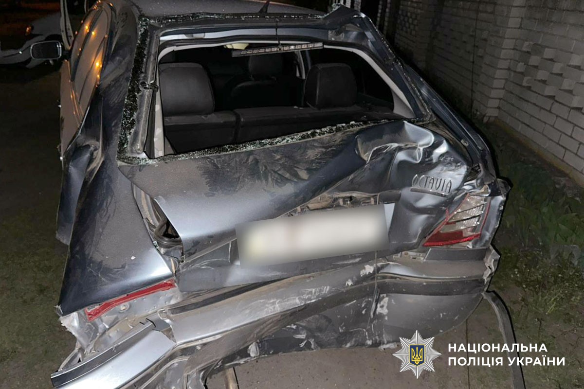 пошкоджене авто