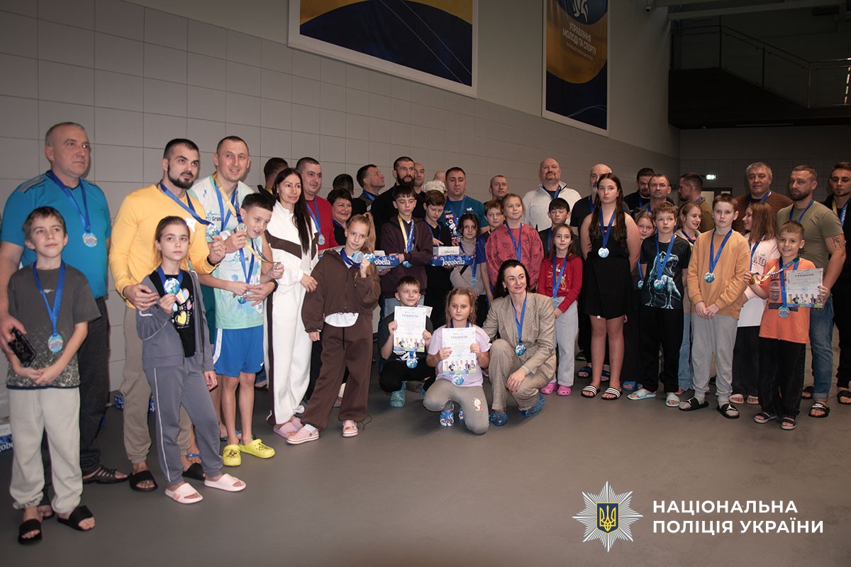 Колективне фото учасників змагань