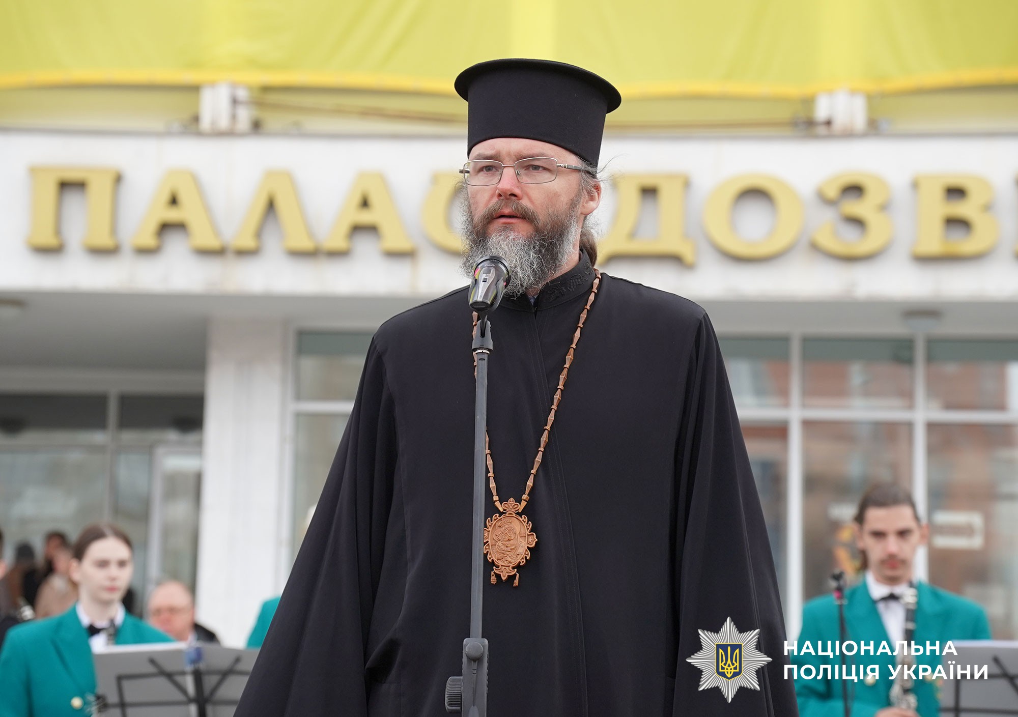 Владика Федір під час промови