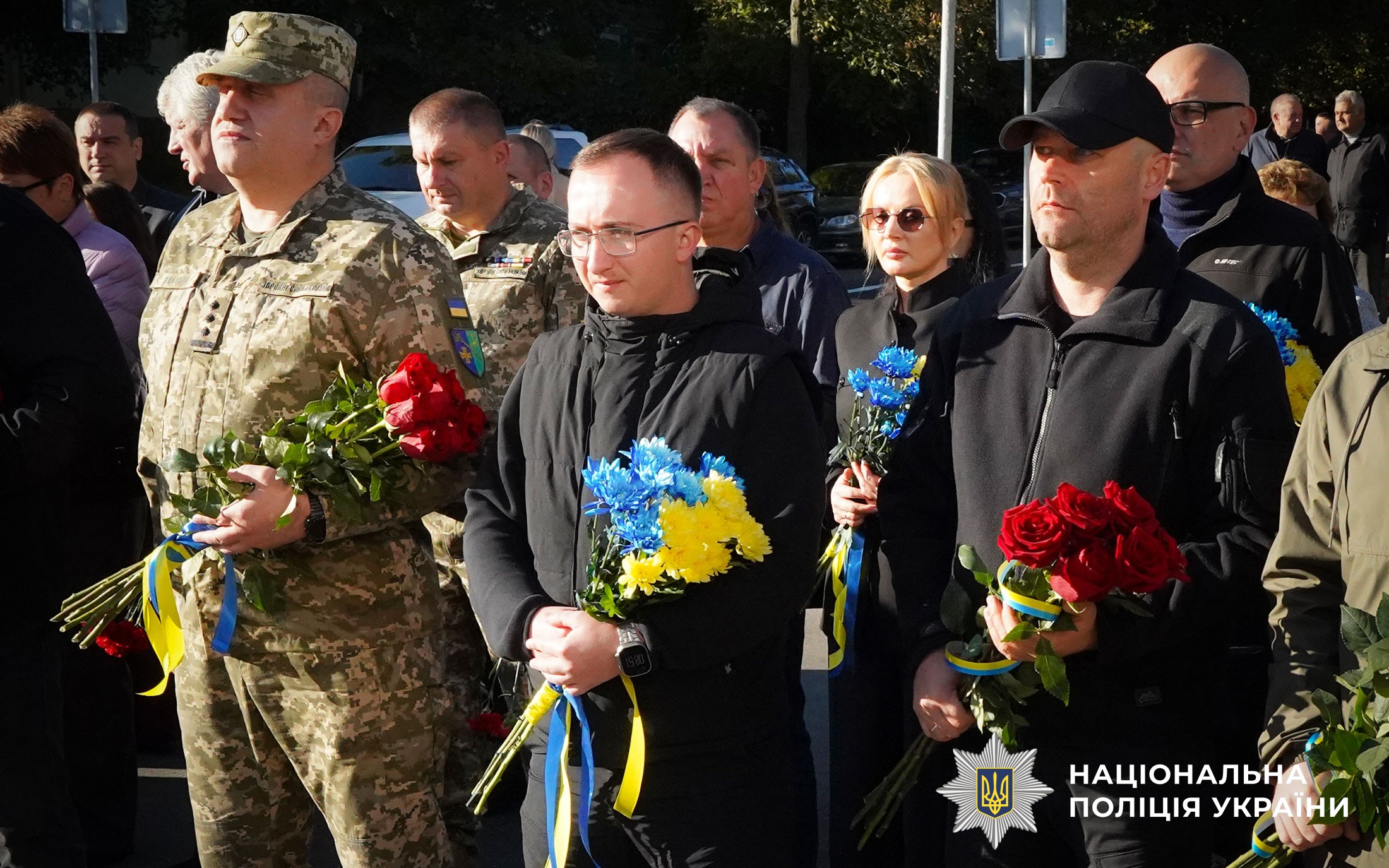 Вшанували пам'ять полеглих захисників та захисниць України: Полтавщина схилила голови в загальнонаціональній хвилині мовчання
