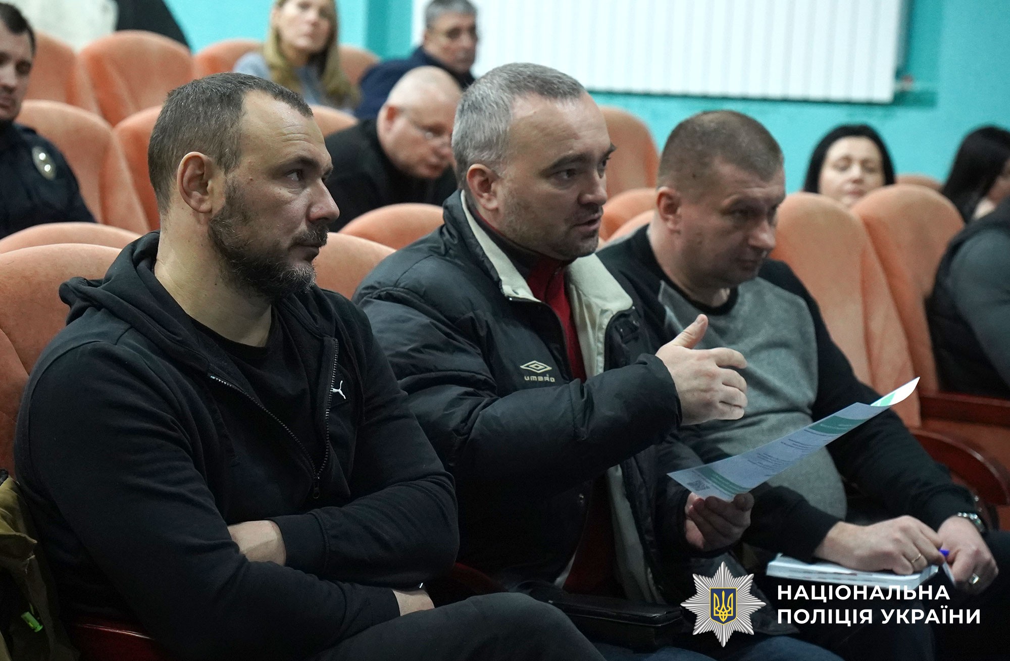 ветерани спілкуються