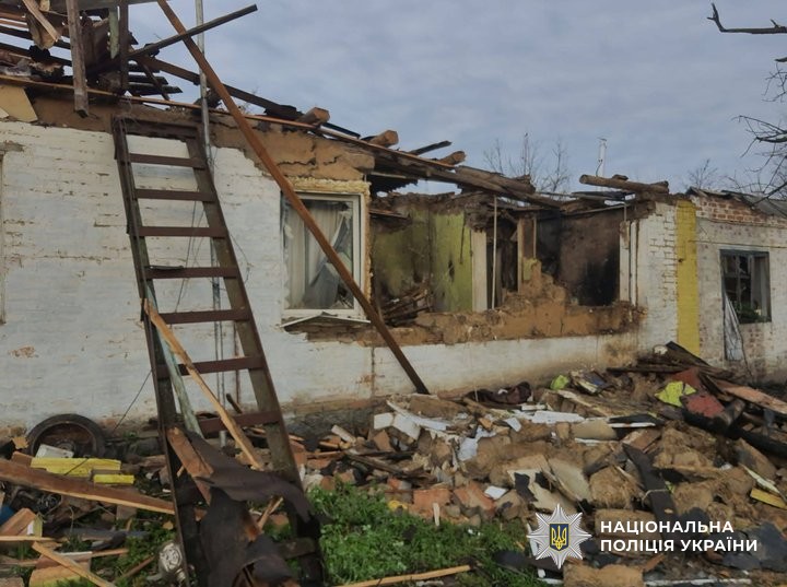 пошкоджені будинки 