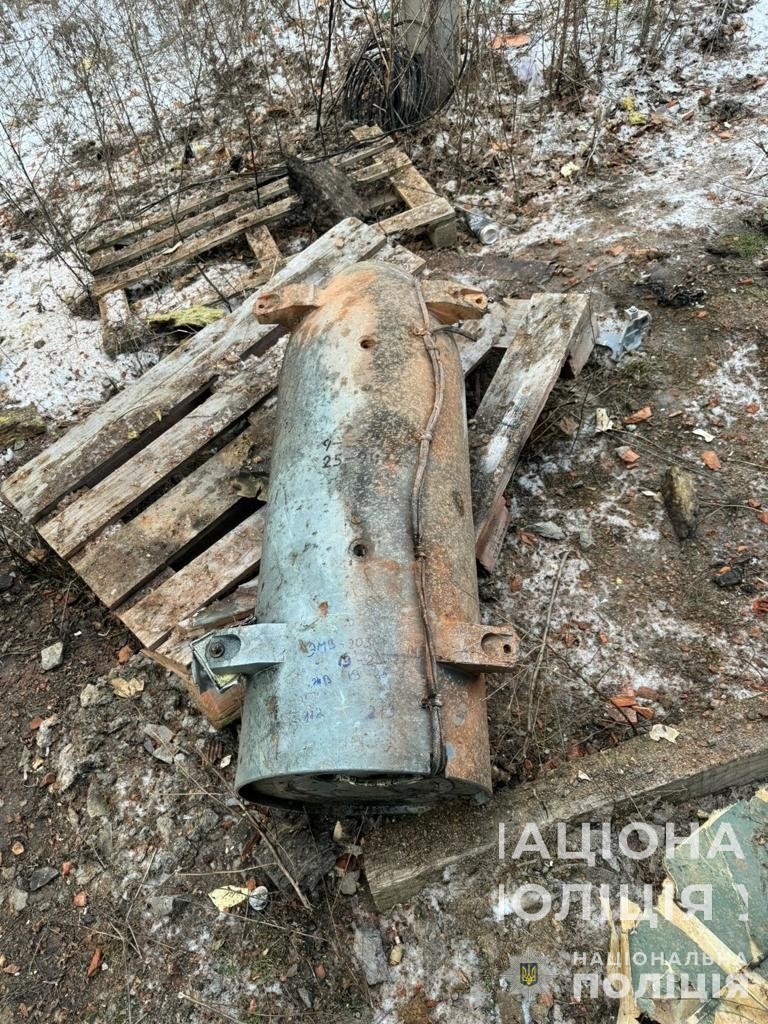 з початку року вибухотехніки нацполіції знешкодили близько 40 бойових частин крилатих ракет та понад 30 фугасних авіабомб