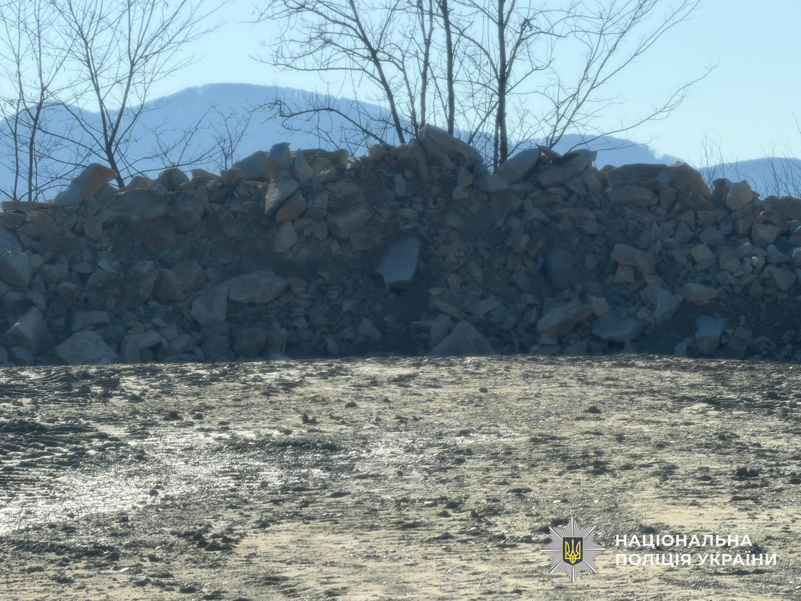 місце, де видобували незаконно корисні копалини