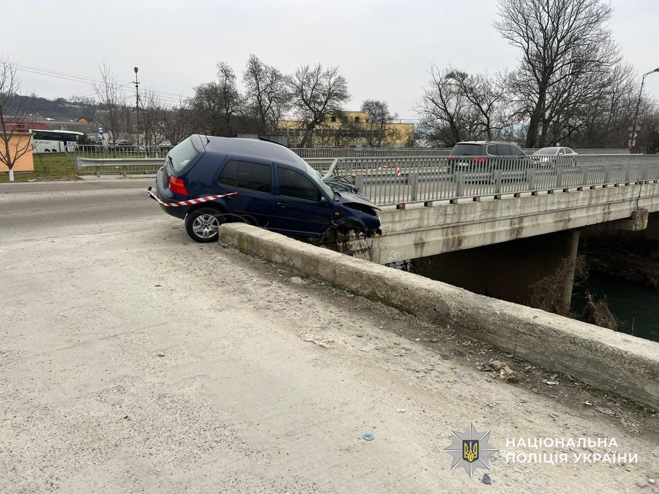 Фото з місця аварії у селі Сільце