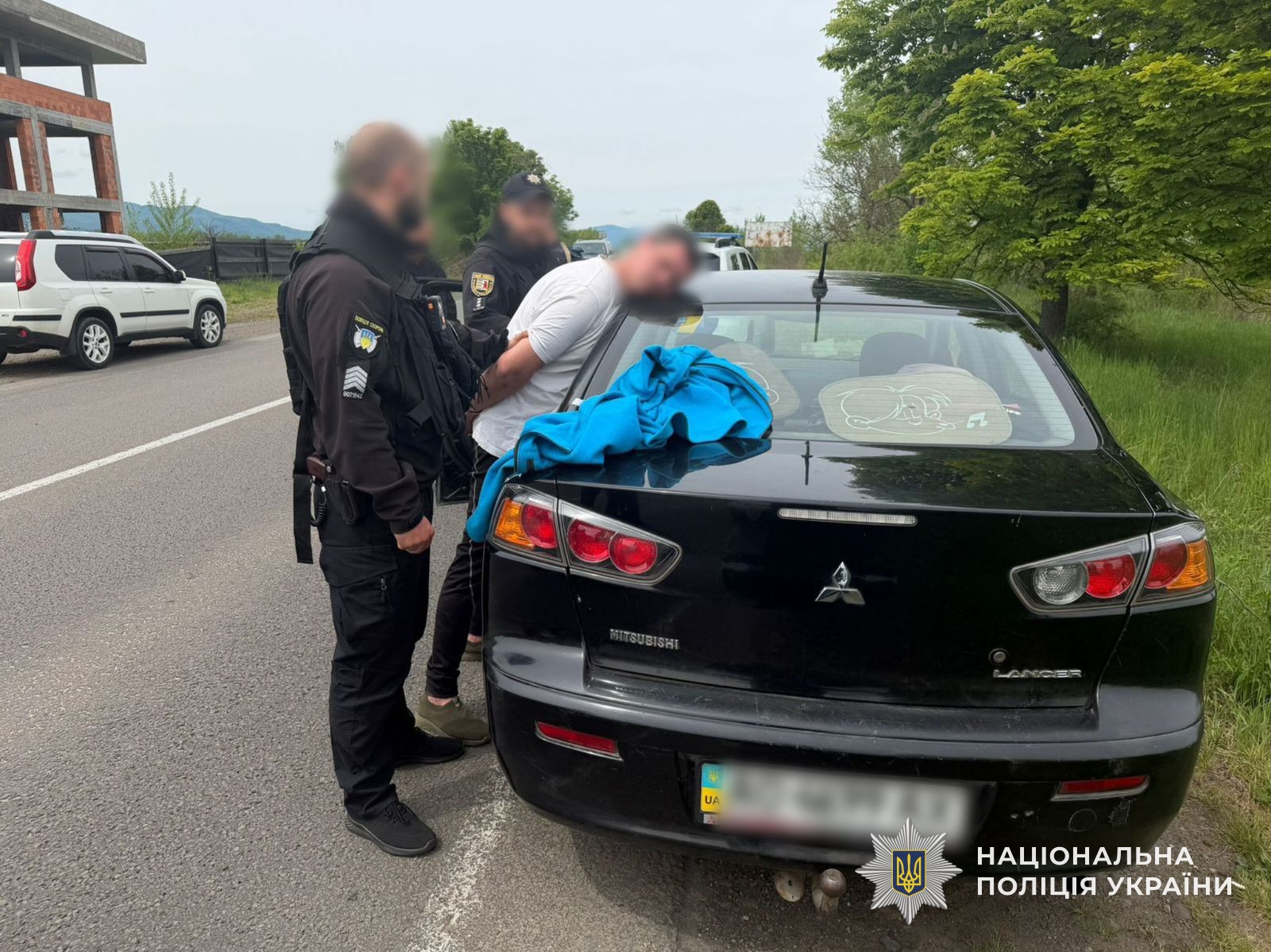 затримання фігуранта, причетного до незаконного заволодіння авто у Тячеві