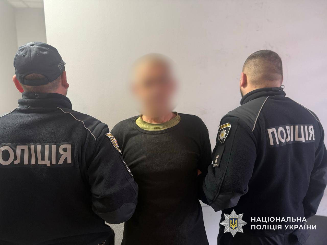 Поліцейські разом із підозрюваним у смертельному побитті чоловіка