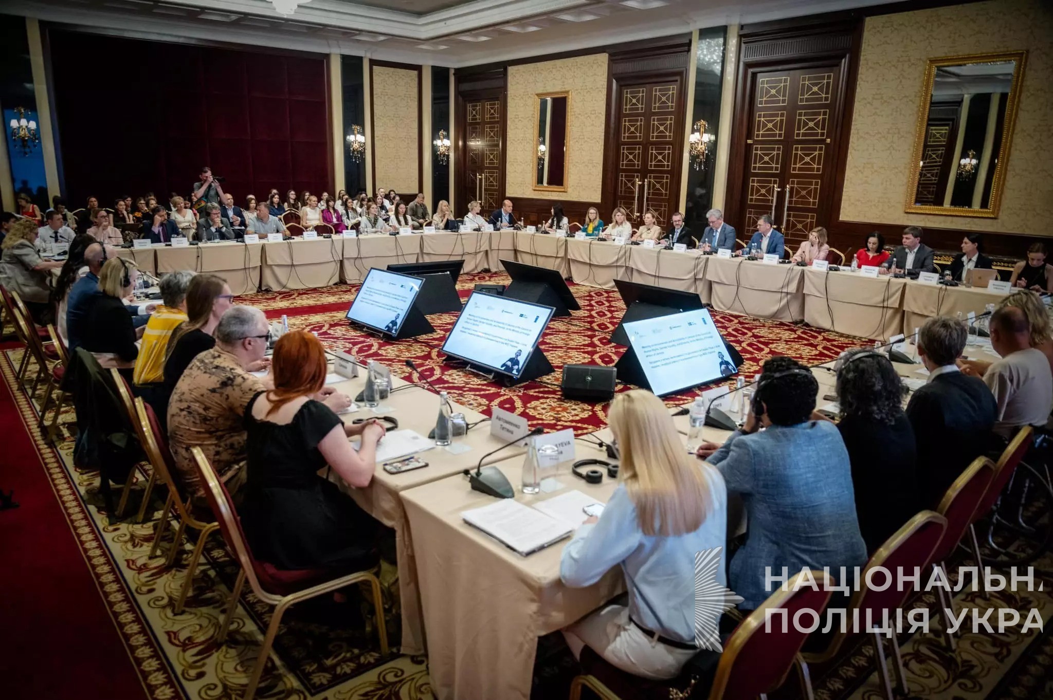 катерина павліченко: «мвс україни активно впроваджує політику безбар'єрності» катерина павліченко: «мвс україни активно впроваджує політику безбар'єрності»