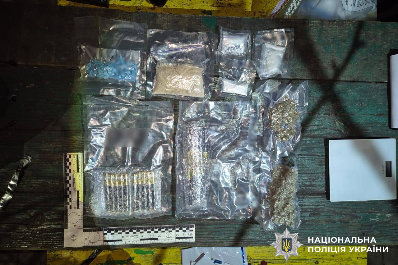 У Вінниці поліцейські затримали 25-річного наркозакладчика