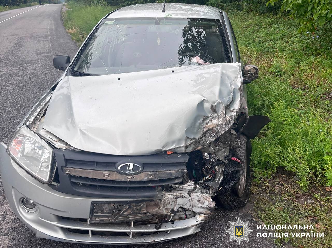 На Вінниччині трапилась ДТП за участю трьох автівок. Травмована одна людина