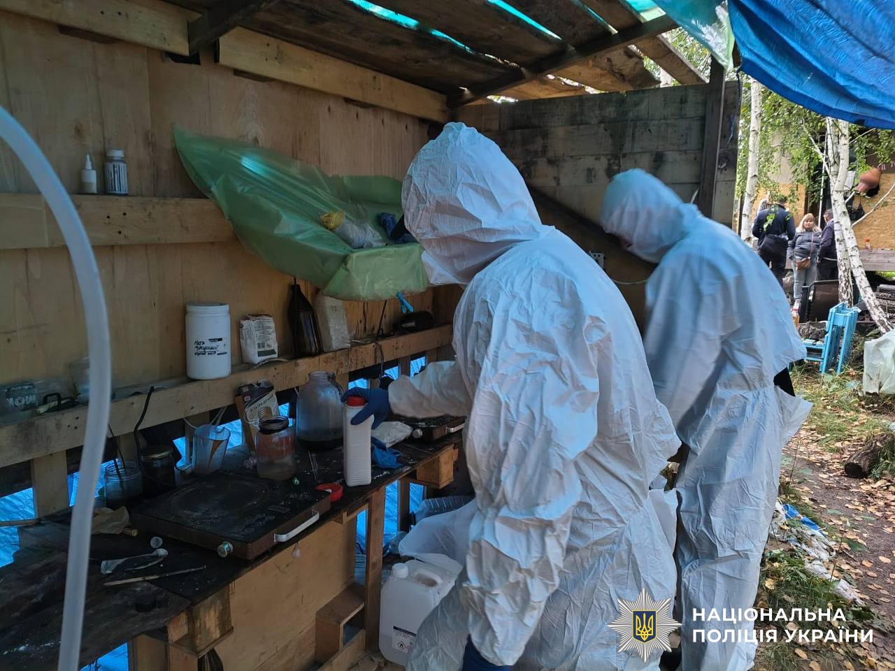 "Пуститися берега" по-українськи: на Вінниччині виявили дві нарколабораторії, які працювали на Україну та за її межами