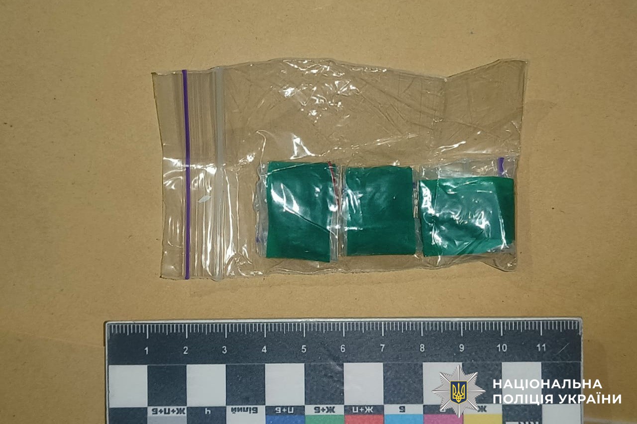 У Вінниці затримали наркозакладчика із партією заборонених речовин