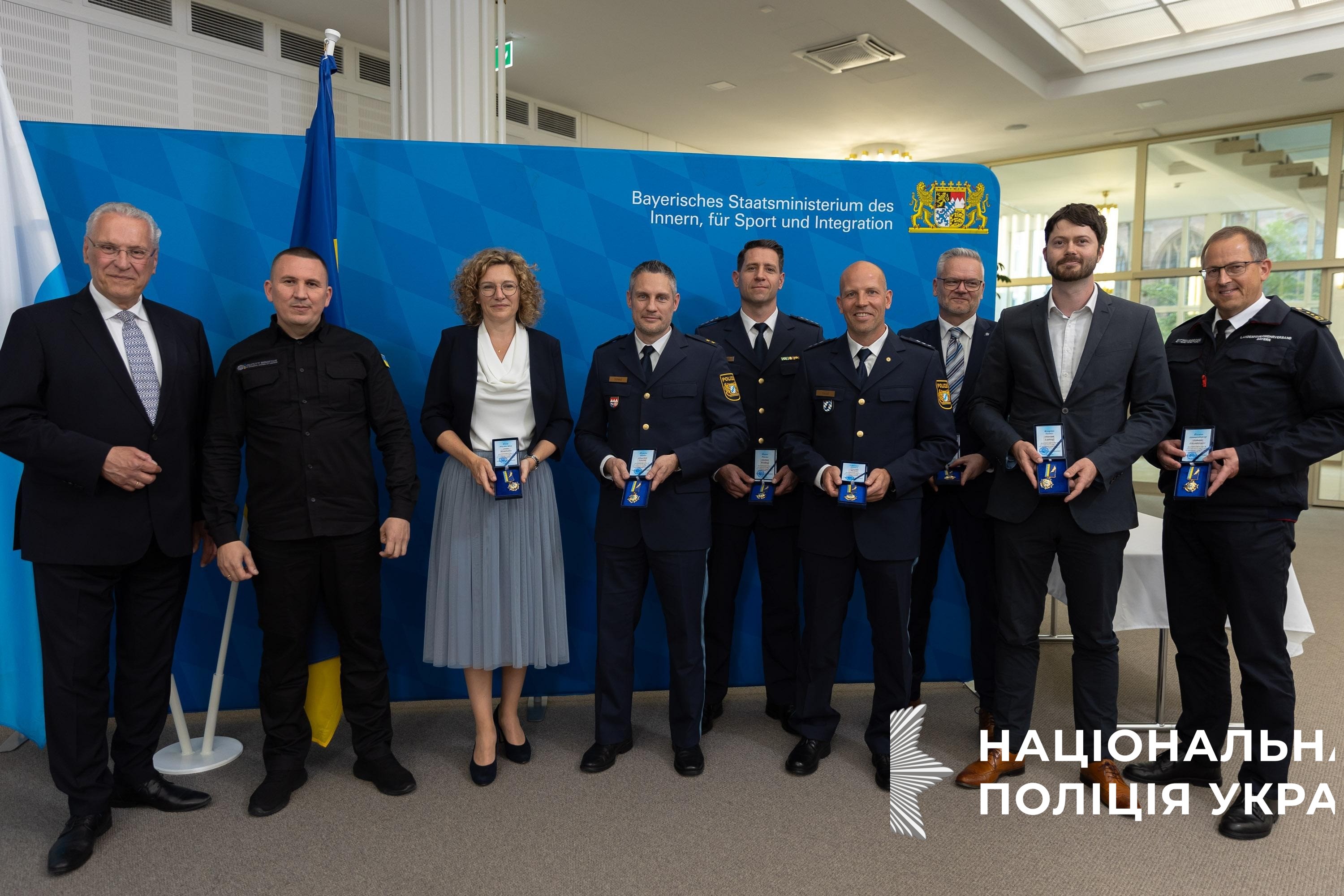 обмін досвідом, підтримка та поглиблення співпраці: у німеччині відбулася зустріч українського та баварського мвс