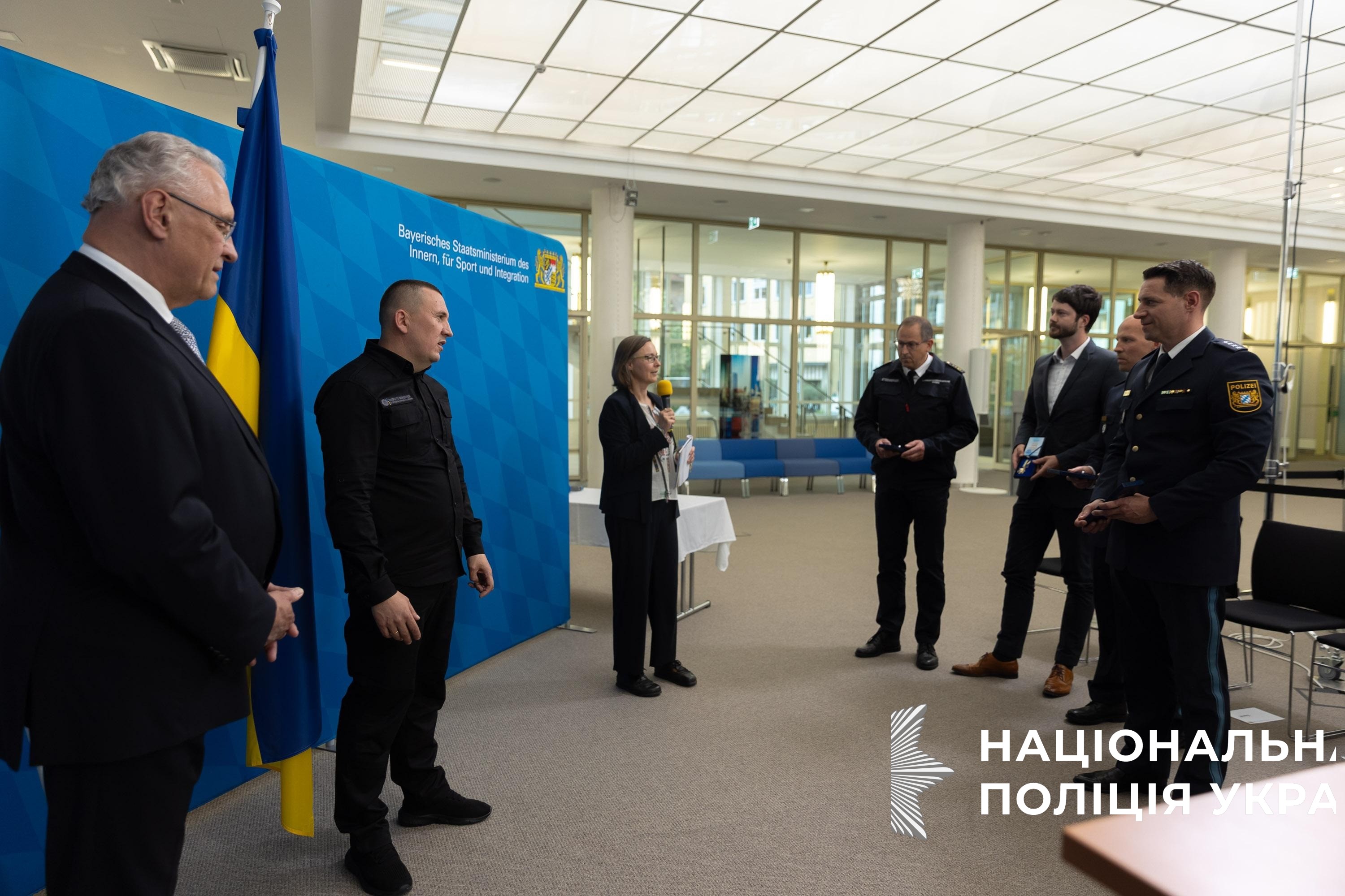 обмін досвідом, підтримка та поглиблення співпраці: у німеччині відбулася зустріч українського та баварського мвс