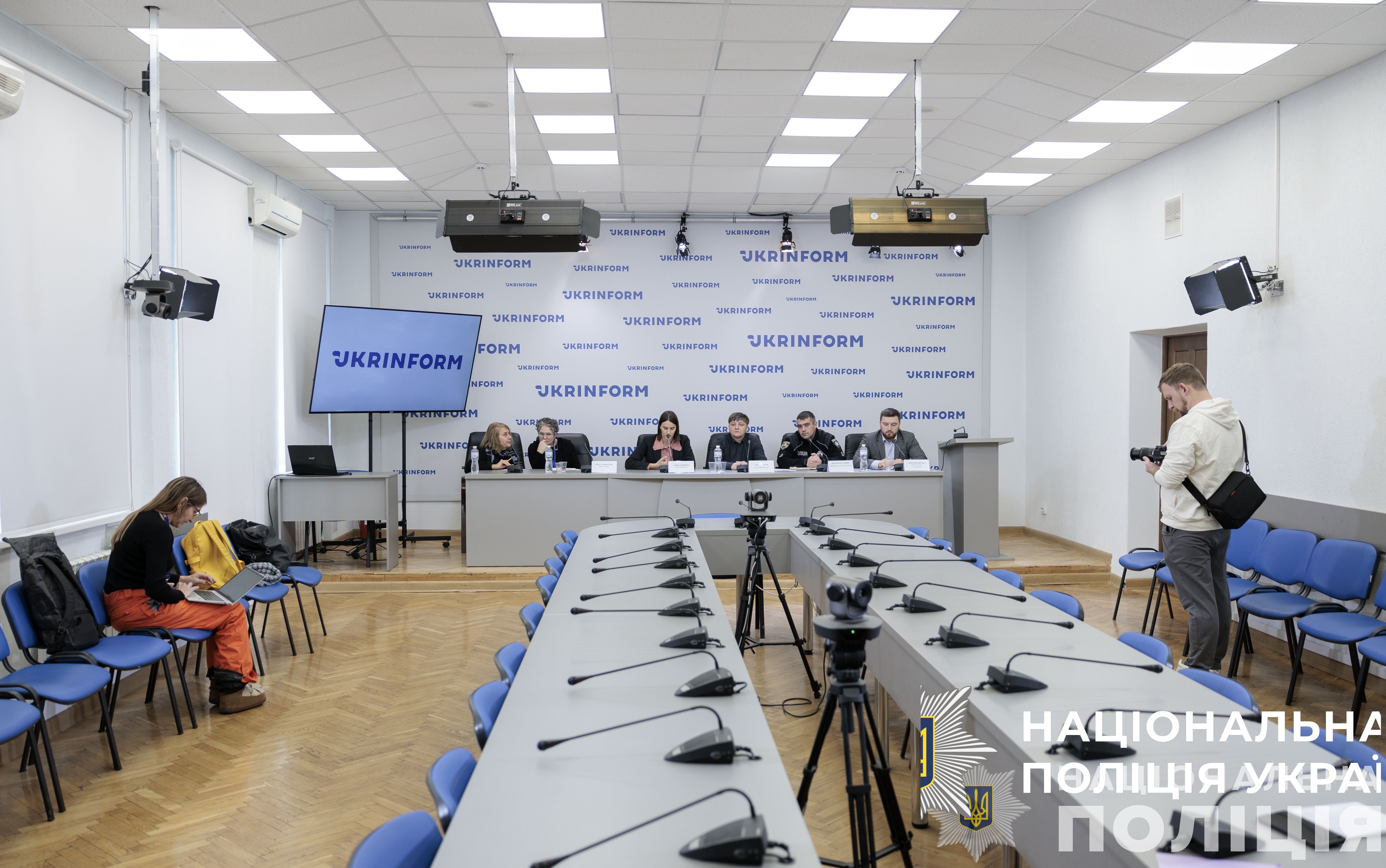 цьогоріч в україні створено додатково 10 мобільних груп поліції з протидії домашньому насильству