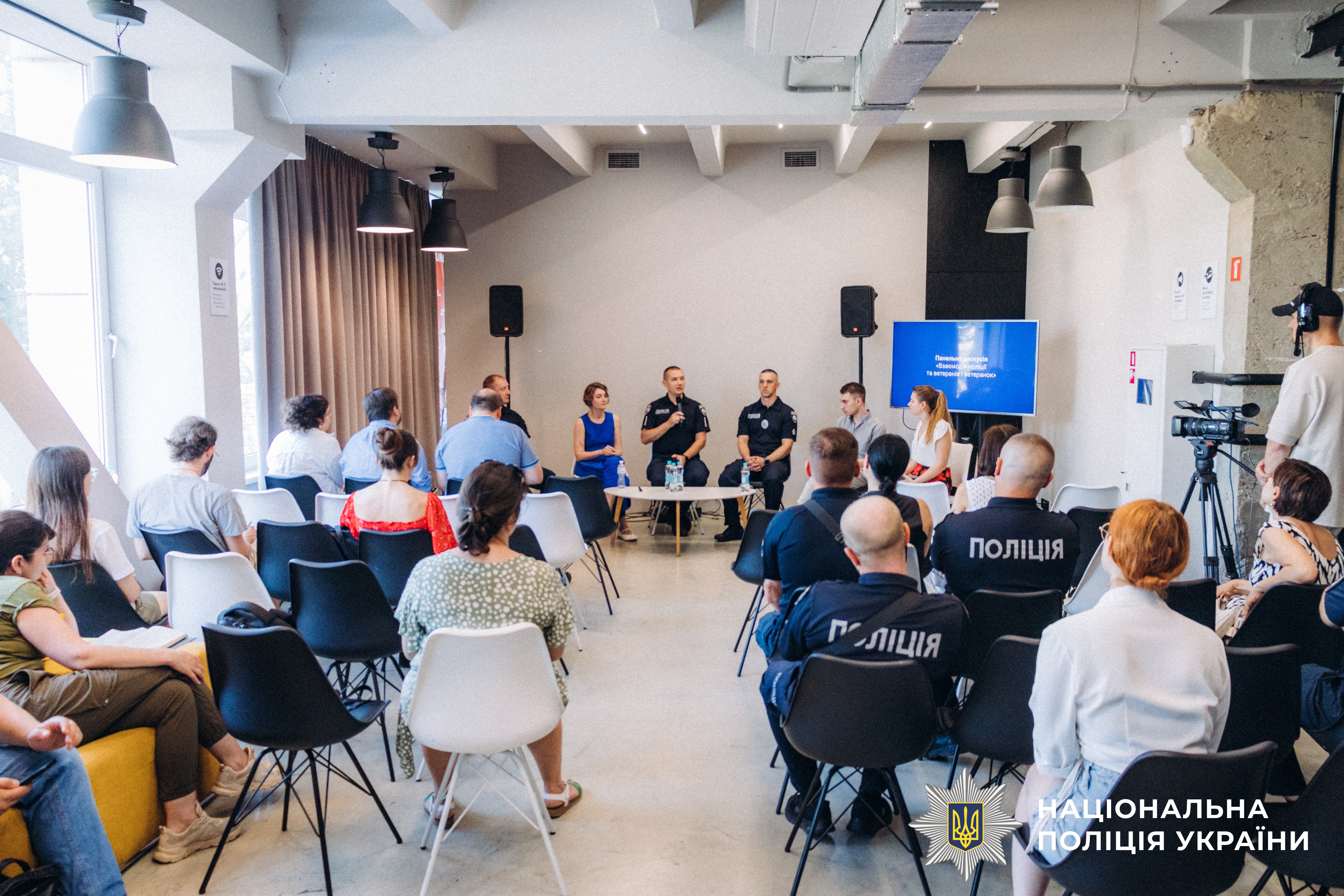 нацполіція у співпраці з veteran hub долучилась до проєкту кризових комунікацій