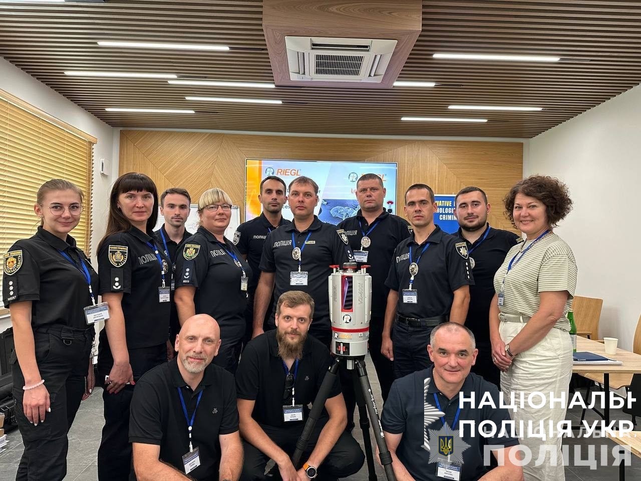 всі обласні управління нацполіції україни забезпечені новітніми 3d-сканерами для огляду місць бойових дій та фіксації російських ракетних атак всі обласні управління нацполіції україни забезпечені новітніми 3d-сканерами для огляду місць бойових дій та фіксації російських ракетних атак