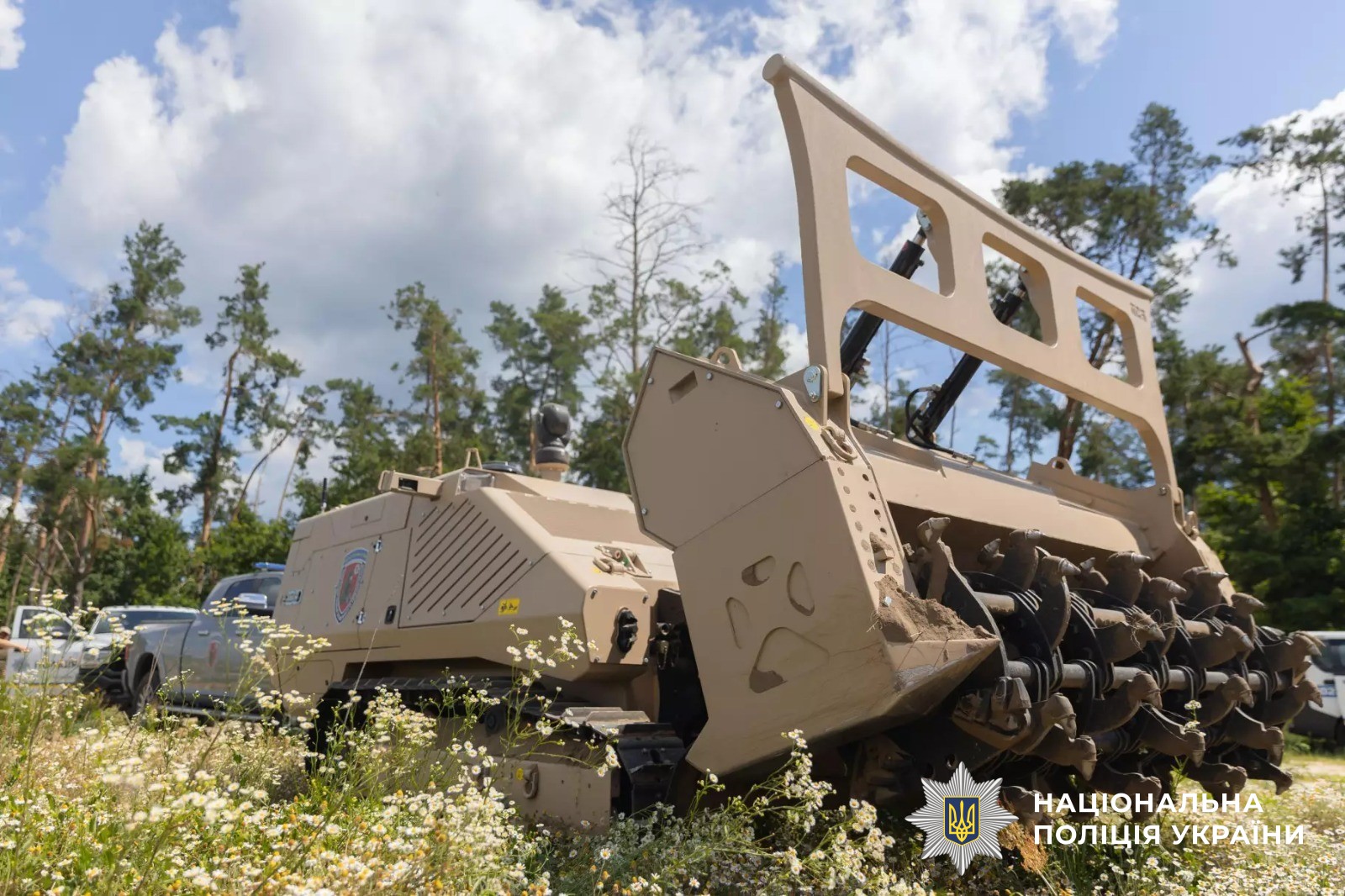 новий пакет допомоги від уряду сша допоможе  вибухотехнічним підрозділам національної поліції україни у безпечному розмінуванні наших територій – іван  вигівський новий пакет допомоги від уряду сша допоможе  вибухотехнічним підрозділам національної поліції україни у безпечному розмінуванні наших територій – іван  вигівський