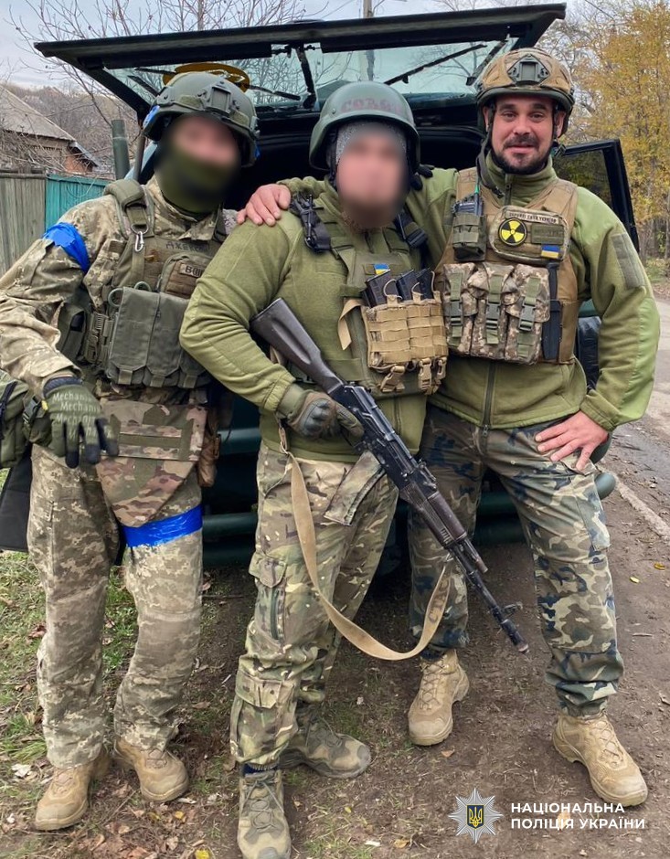 Сергій з побратимами