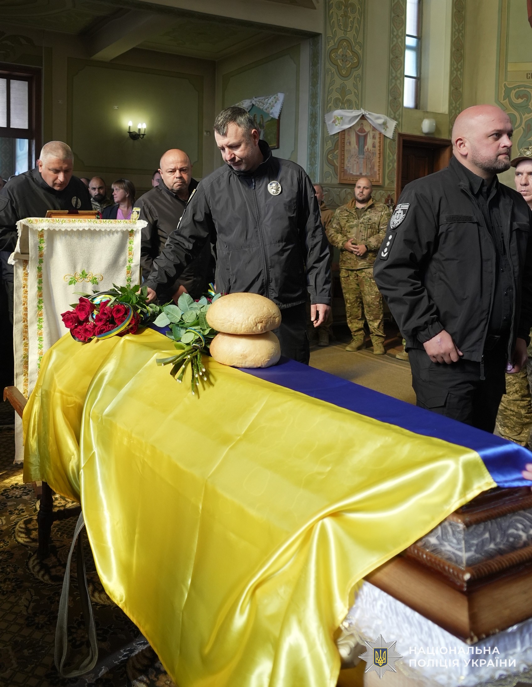 На Львівщині прощалися з поліцейським Михайлом Штиндою, який загинув на фронті, захищаючи Україну