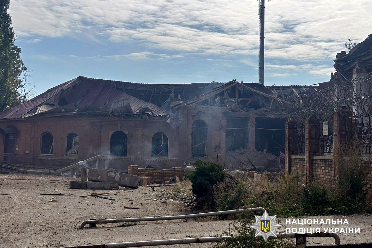 Зруйнована будівля