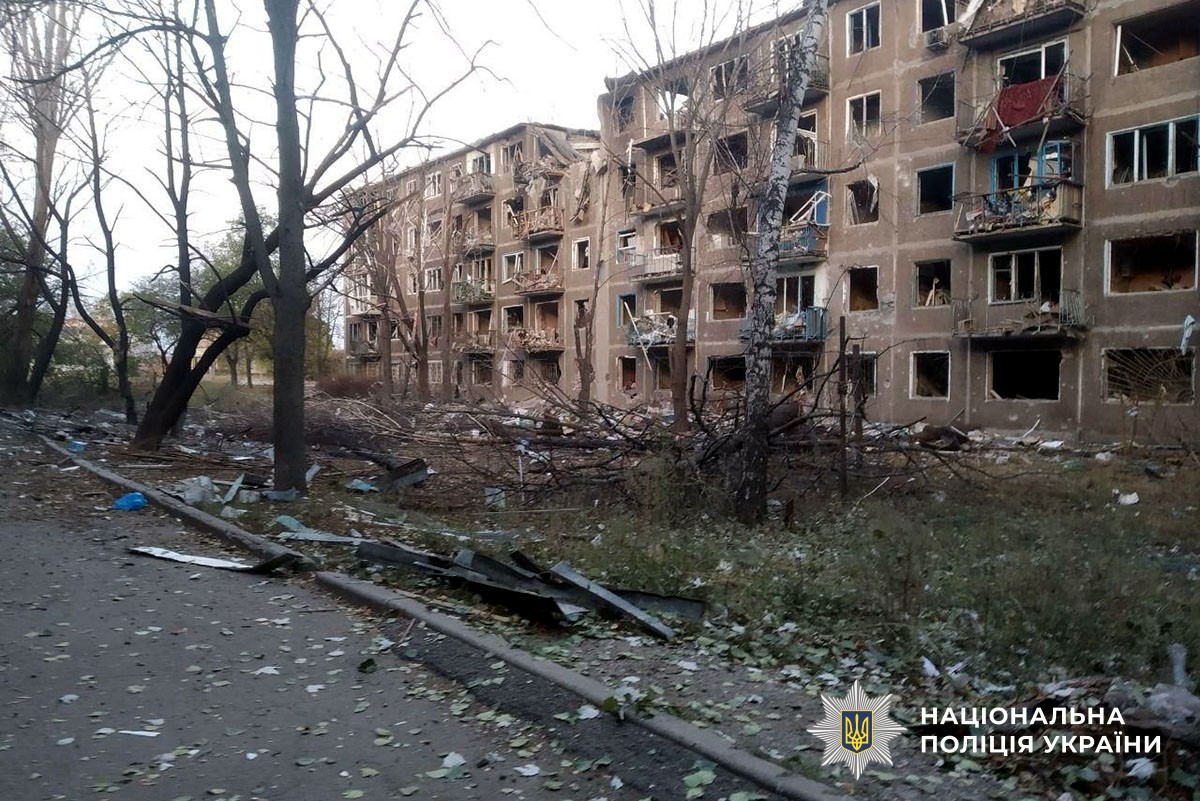Зруйнована багатоповерхівка