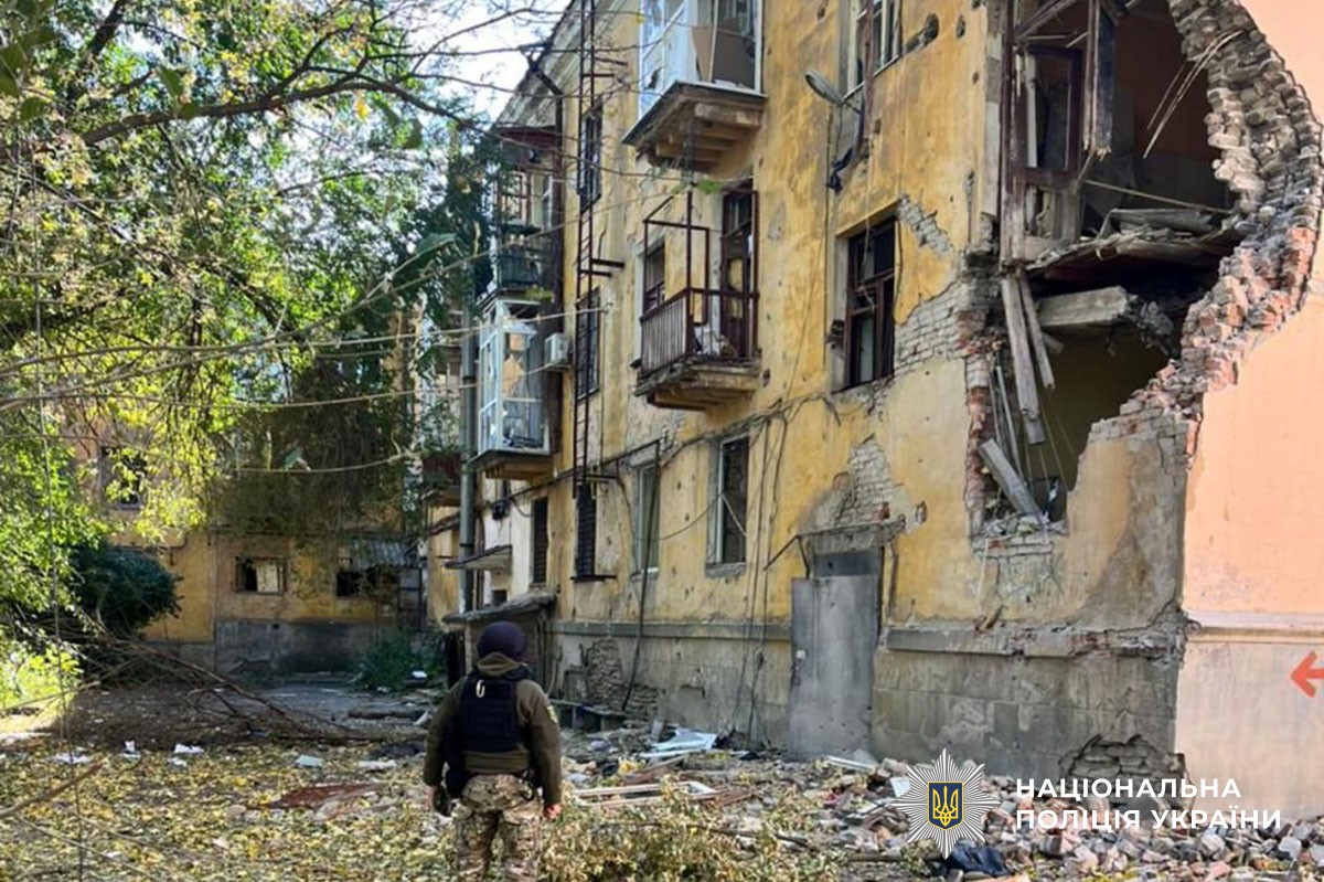 Зруйнована багатоповерхівка