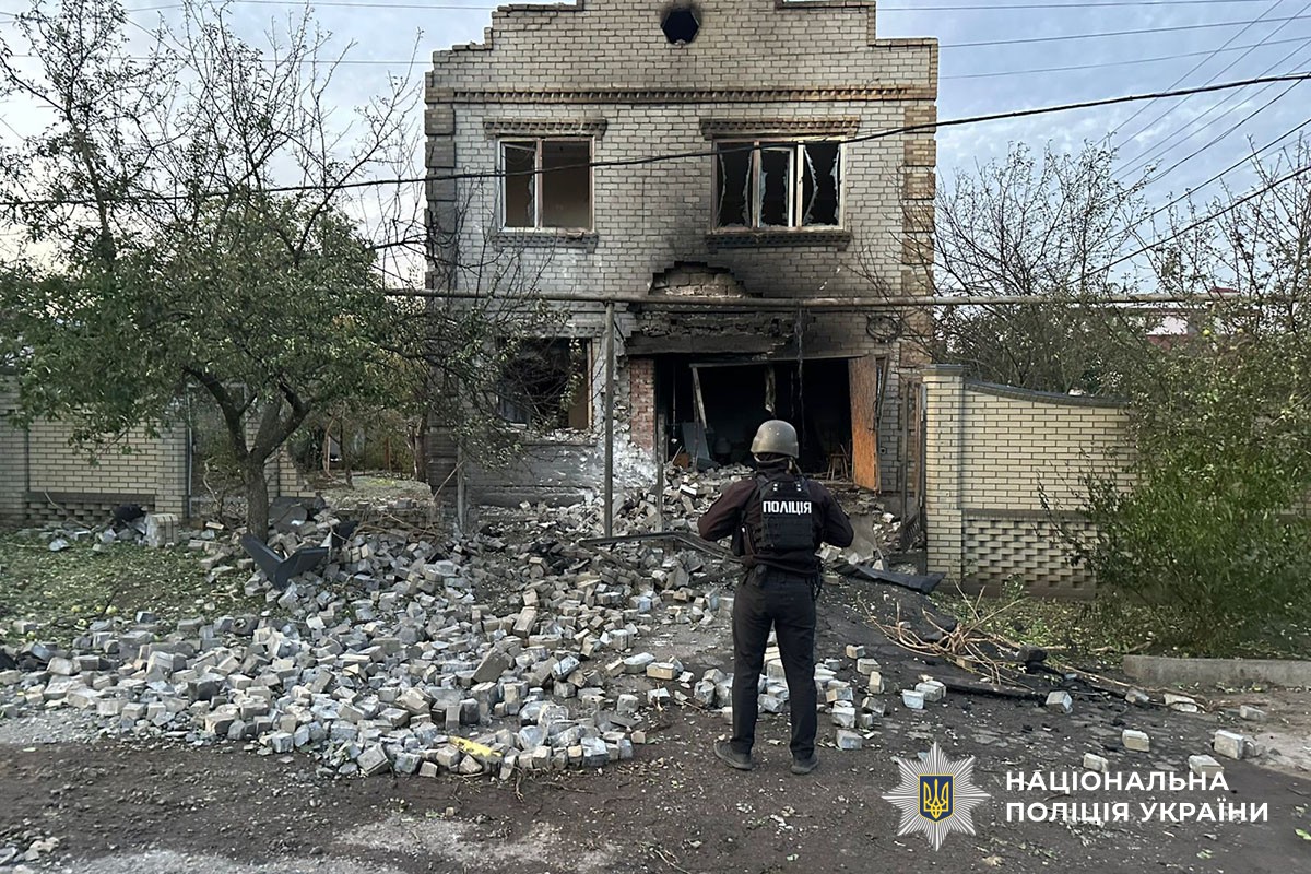 Зруйнований будинок