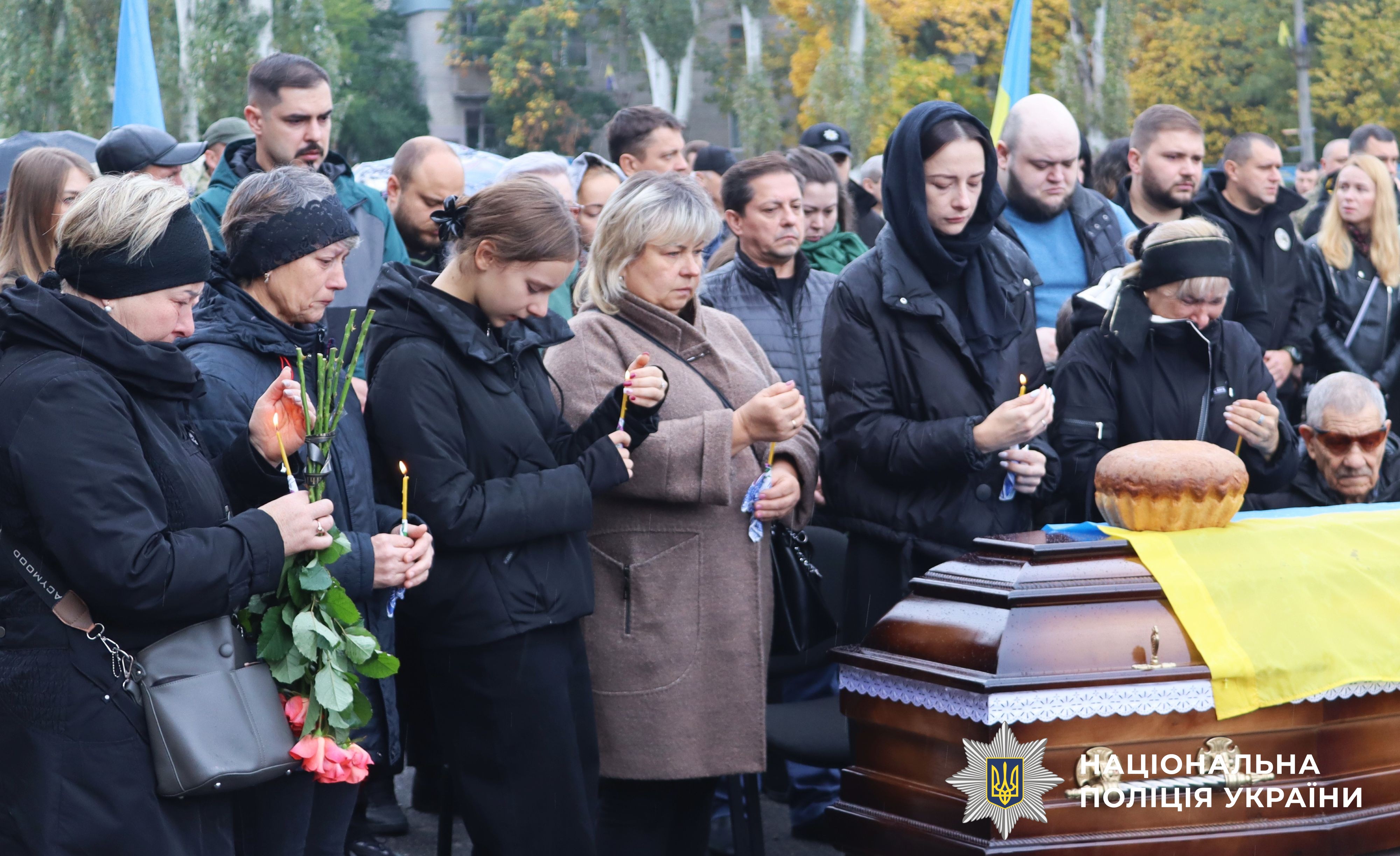 рідні загиблого під час прощання