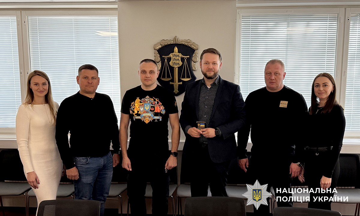 поліцейські ГУНП в Житомирській області з прокурором Естонії.