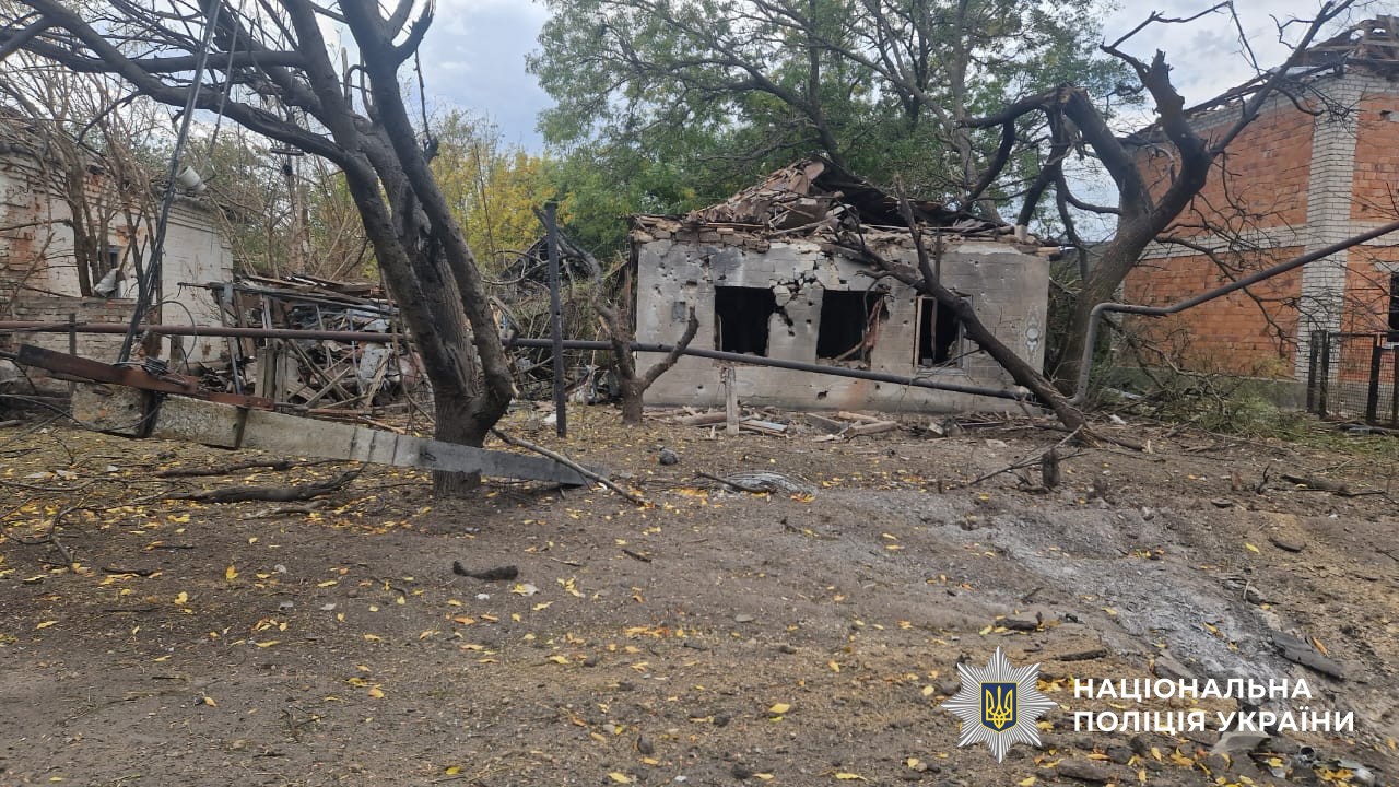 Наслідки ворожих обстрілів.
