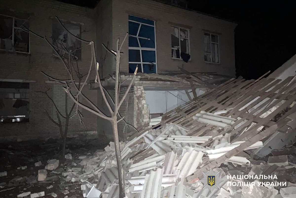 Зруйнована будівля