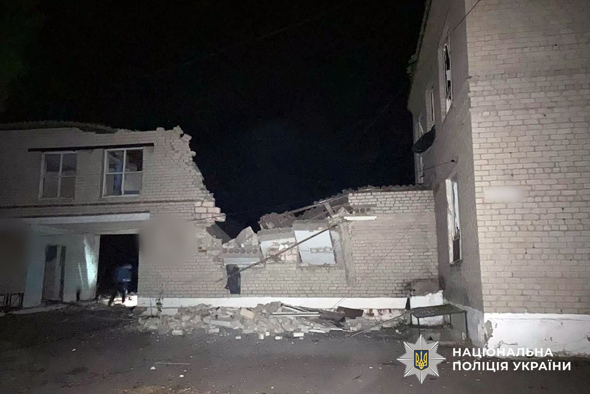 Зруйнована будівля