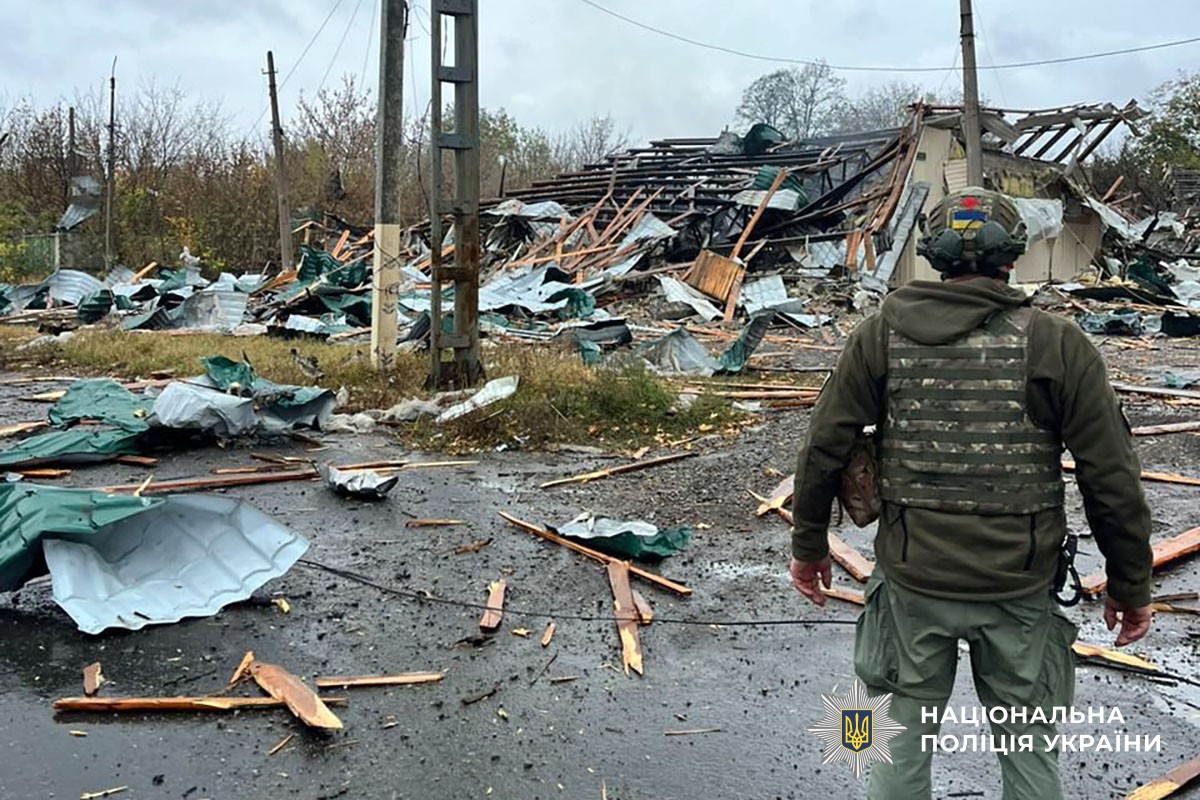 Зруйнований будинок