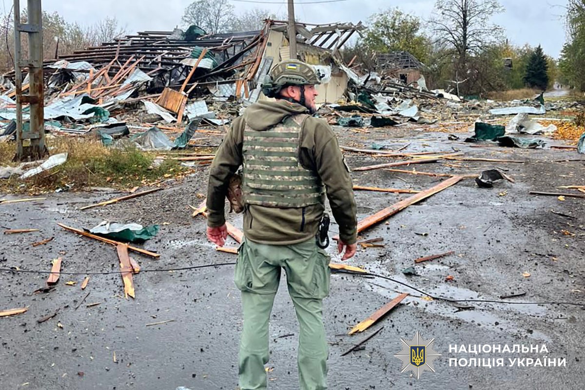 Зруйнований будинок