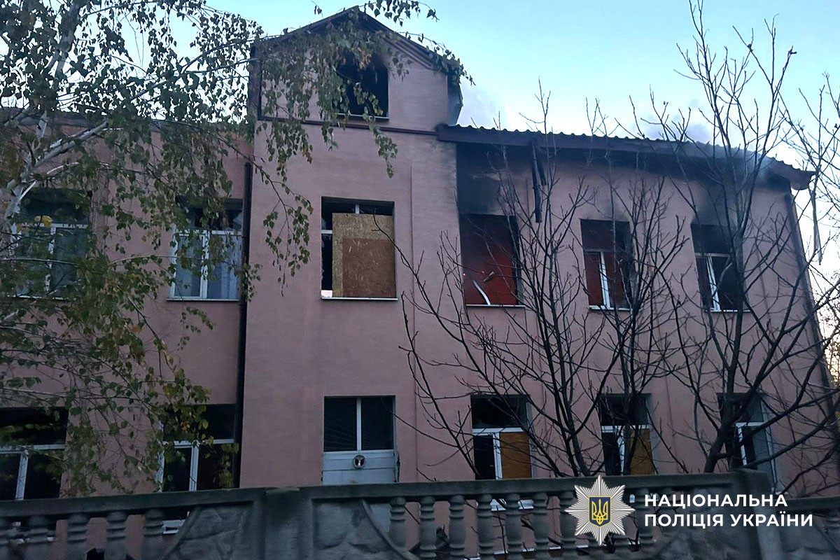 Зруйнована будівля