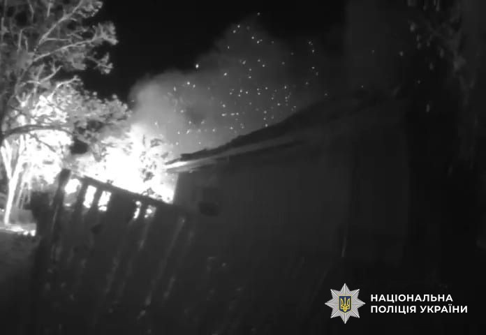 Пожежа, яка спалахнула коли прилетів  ворожий безпілотний літальний апарат