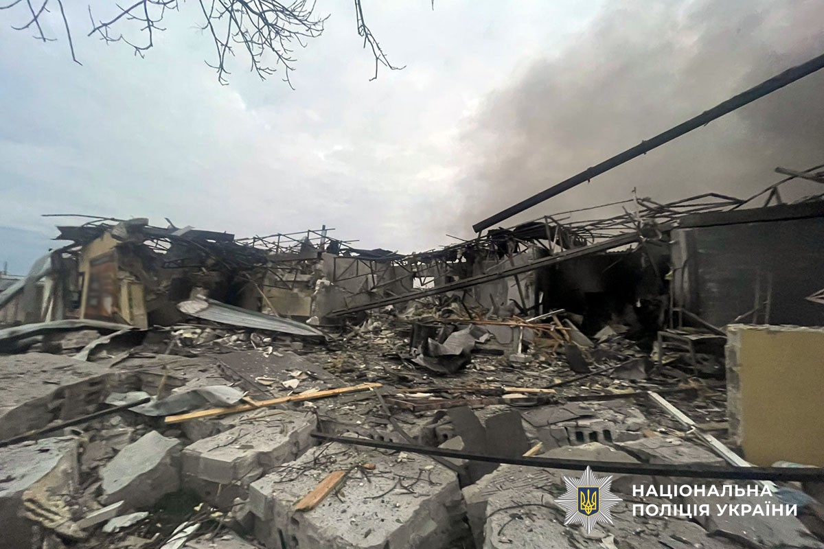 Зруйнована будівля